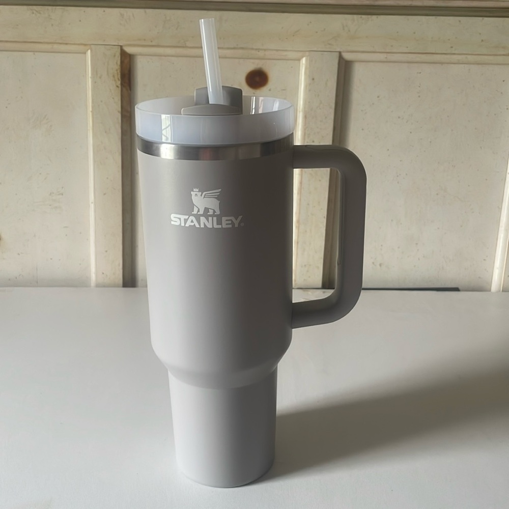 Stanley Adventure Quencher H2.O Travel Tumbler 40 oz